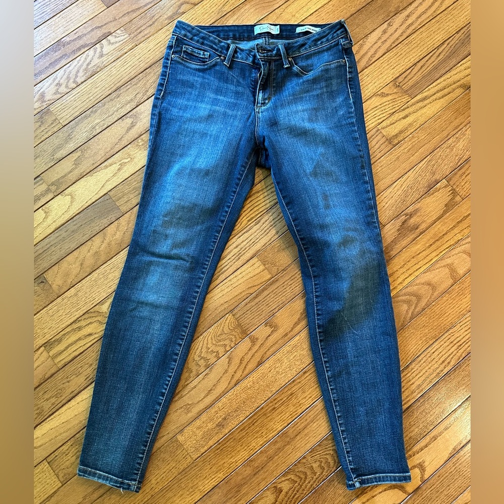 Jessica Simpson Kiss Me Super Skinny Jeans 30S